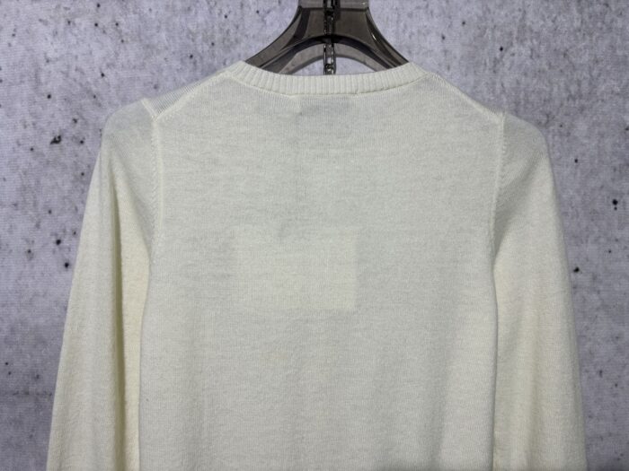 미우미우 모노그램 자카드 단색 단추 가디건 화이트 레플리카 미러급 SA급 S급 고퀄리티 하이엔드 최상급 의류 [여성] 12