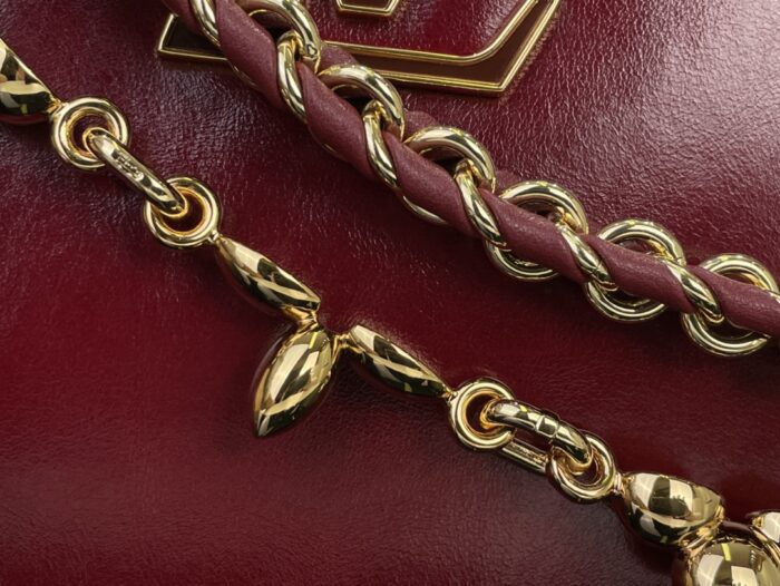 루이비통 카퓌신 이스트 웨스트 BB M25492 레플리카 미러급 SA급 S급 고퀄리티 최상급 하이엔드 가방 [여성] 7