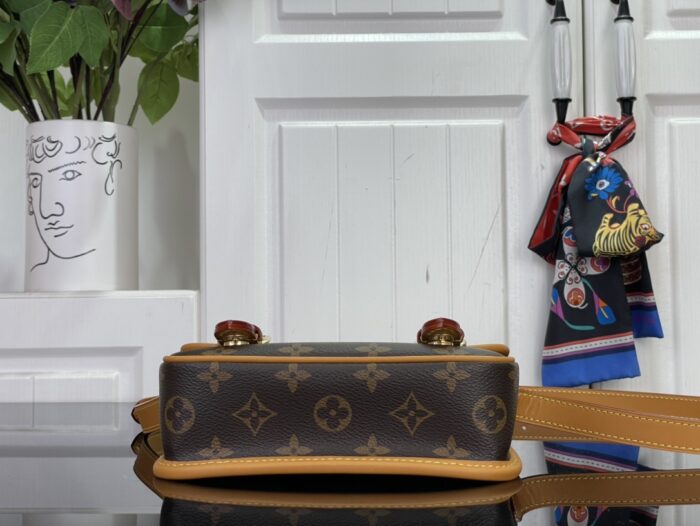 루이비통 사첼 웨어러블 월릿 M26805 레플리카 미러급 SA급 S급 고퀄리티 최상급 하이엔드 가방 [남성여성공용] 5