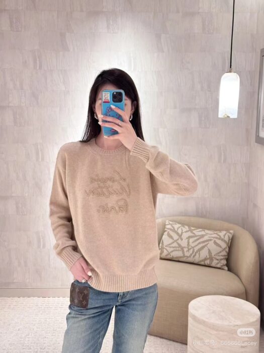 루이비통 커시브 시그니처 풀오버 레플리카 미러급 SA급 S급 고퀄리티 하이엔드 최상급 의류 [여성] 5