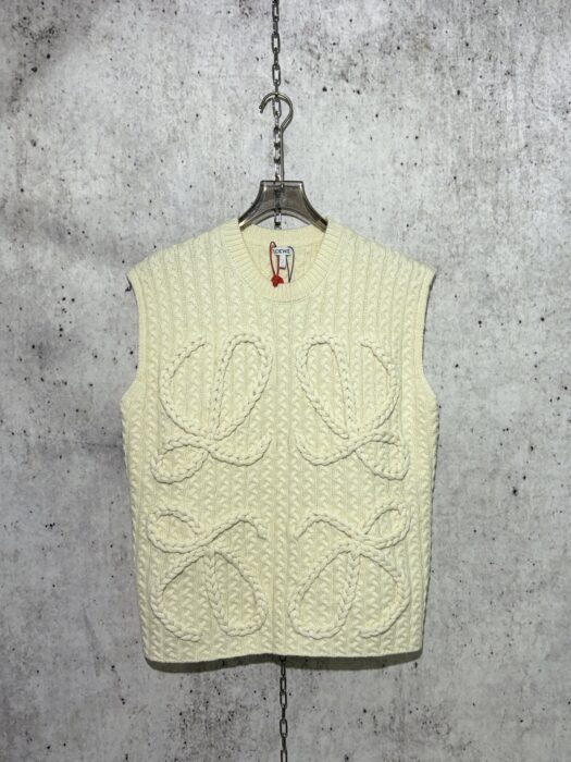 로에베 점보 로고 양털 민소매 화이트 레플리카 미러급 SA급 S급 고퀄리티 하이엔드 최상급 의류 [남성여성공용] 3