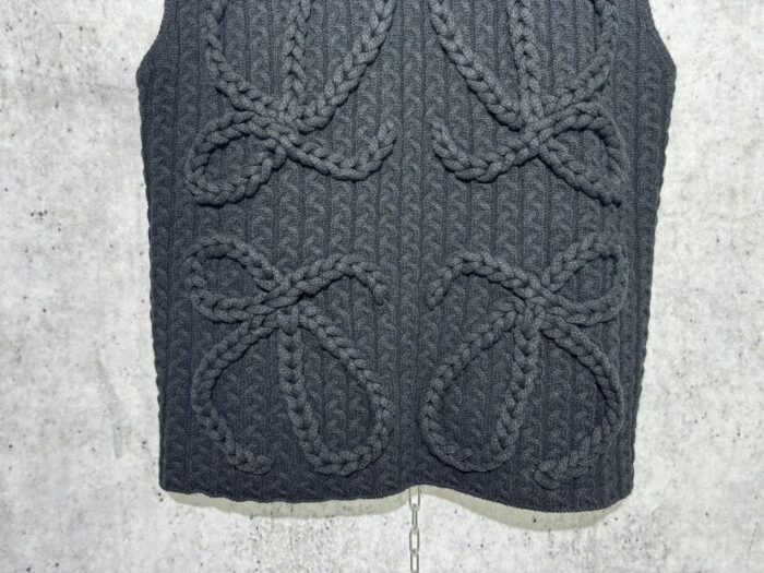 로에베 점보 로고 양털 민소매 블랙 레플리카 미러급 SA급 S급 고퀄리티 하이엔드 최상급 의류 [남성여성공용] 7