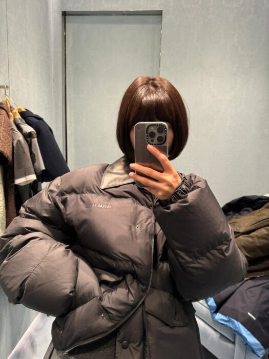 미우미우 모노그램 나일론 패딩 블랙 레플리카 미러급 SA급 S급 고퀄리티 하이엔드 최상급 의류 [남성여성공용] 2