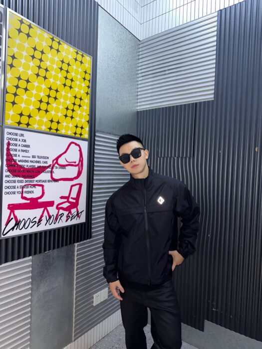 디올 CD 다이아몬드 반사 자켓 블랙 레플리카 미러급 SA급 S급 고퀄리티 하이엔드 최상급 의류 [남성]