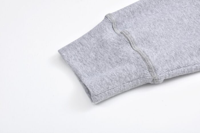 로에베 로고 자수 긴팔티 그레이 레플리카 미러급 SA급 S급 고퀄리티 하이엔드 최상급 의류 [남성여성공용] 9