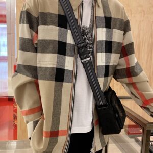 버버리 양털 체크 지퍼 자켓 레플리카 미러급 SA급 S급 고퀄리티 하이엔드 최상급 의류 [남성여성공용]