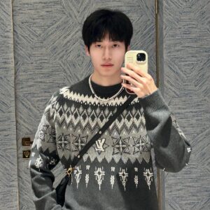 루이비통 스키 자카드 라운드넥 니트 그레이 레플리카 미러급 SA급 S급 고퀄리티 하이엔드 최상급 의류 [남성여성공용]