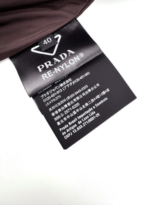 프라다 세모 로고 지퍼 숏 자켓 대추색 레플리카 미러급 SA급 S급 고퀄리티 하이엔드 최상급 의류 [남성여성공용] 11