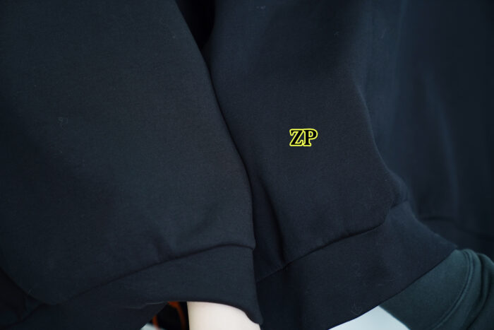 프라다 가슴 세모 모노그램 맨투맨 블랙 UJL30A-11OQ-F0806-S-222 레플리카 미러급 SA급 S급 고퀄리티 하이엔드 최상급 의류 [남성여성공용] 14