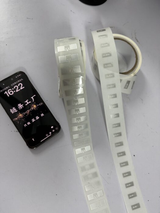 프라다 가슴 세모 모노그램 맨투맨 블랙 UJL30A-11OQ-F0806-S-222 레플리카 미러급 SA급 S급 고퀄리티 하이엔드 최상급 의류 [남성여성공용] 31