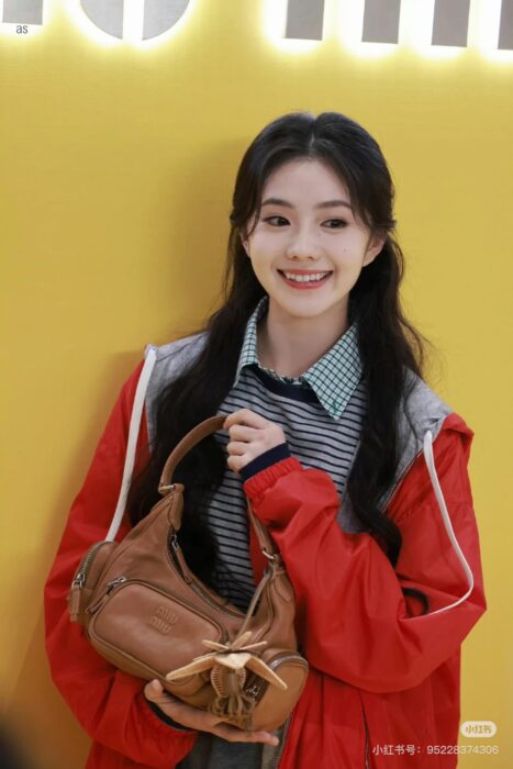 미우미우 저지 및 테크니컬 퐁제 블루종 자켓(2color) 레플리카 미러급 SA급 S급 고퀄리티 하이엔드 최상급 의류 [여성] 23