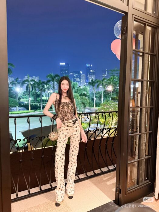 샤넬 라미네이티드 데님 진 레플리카 미러급 SA급 S급 고퀄리티 하이엔드 최상급 의류 [여성] 12