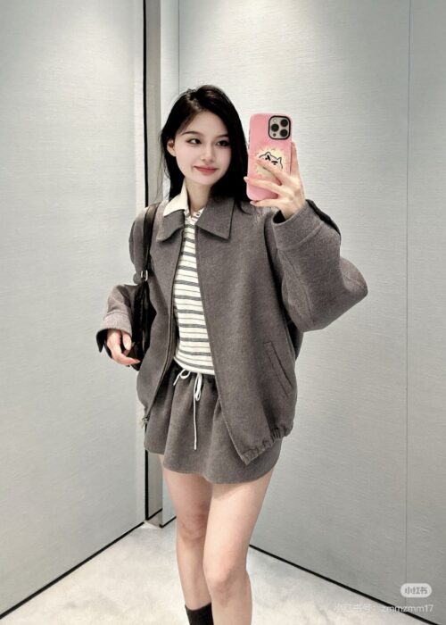 미우미우 더블 캐시미어 블루종 세트 레플리카 미러급 SA급 S급 고퀄리티 하이엔드 최상급 의류 [여성] 20