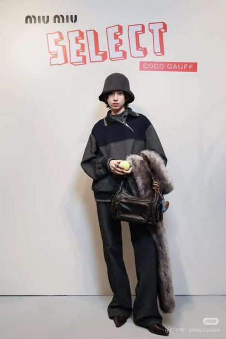 미우미우 지퍼 스웨트셔츠 레플리카 미러급 SA급 S급 고퀄리티 하이엔드 최상급 의류 [여성] 22