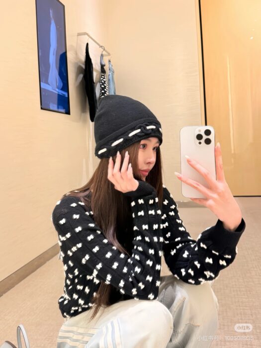 샤넬 리본 크루넥 니트 레플리카 미러급 SA급 S급 고퀄리티 하이엔드 최상급 의류 [여성] 4