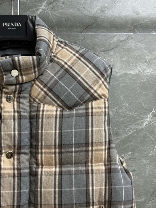 프라다 플레이드 다운 베스트 레플리카 미러급 SA급 S급 고퀄리티 하이엔드 최상급 의류 [여성] 4