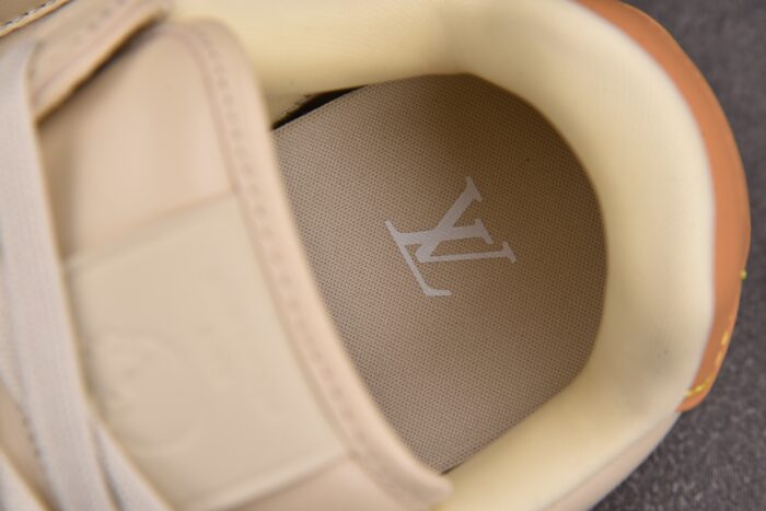 루이비통 x 니고 버터소프트 FW25 베이지 레플리카 미러급 SA급 S급 고퀄리티 최상급 하이엔드 신발 [남성여성공용] 9