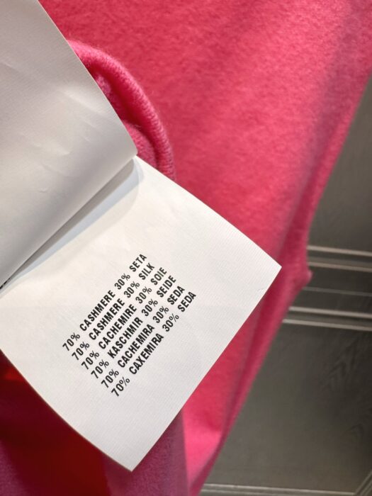 미우미우 캐시미어와 실크 크루넥 니트 탑(2color) 레플리카 미러급 SA급 S급 고퀄리티 하이엔드 최상급 의류 [여성] 19