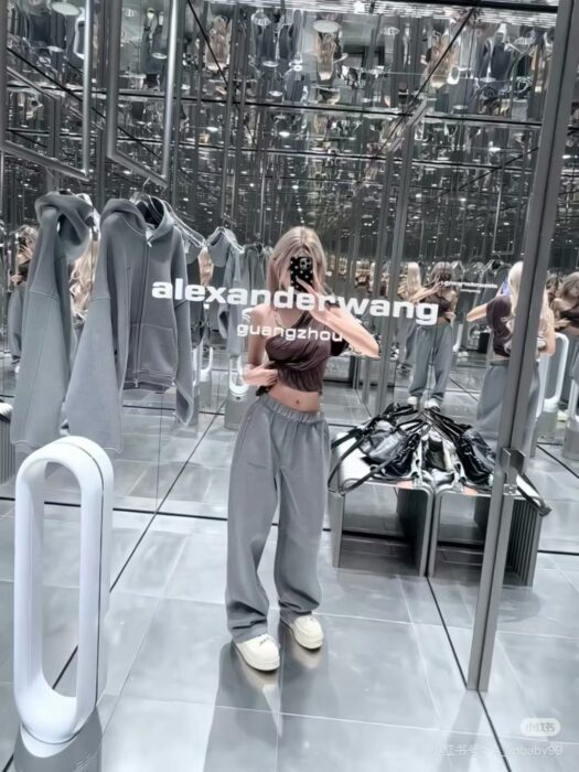 알렉산더왕 그레이 핫픽스 테리 세트 레플리카 미러급 SA급 S급 고퀄리티 하이엔드 최상급 의류 [여성] 25