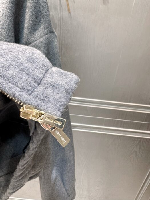 미우미우 더블 캐시미어 블루종 세트 레플리카 미러급 SA급 S급 고퀄리티 하이엔드 최상급 의류 [여성] 6