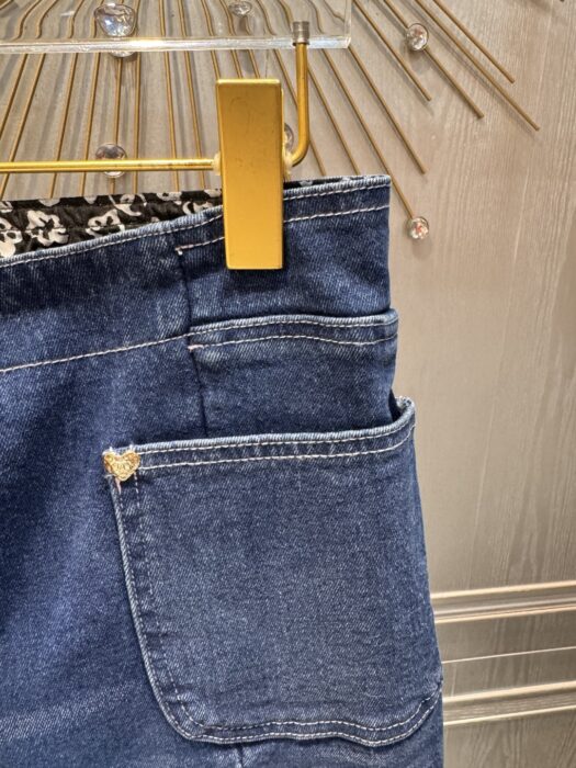 샤넬 블루 워싱 데님 팬츠 레플리카 미러급 SA급 S급 고퀄리티 하이엔드 최상급 의류 [여성] 4