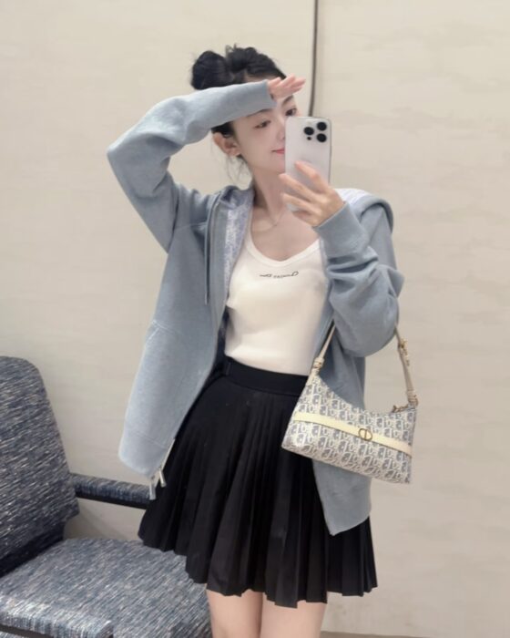 디올 후드 트랙 자켓 레플리카 미러급 SA급 S급 고퀄리티 하이엔드 최상급 의류 [여성] 9