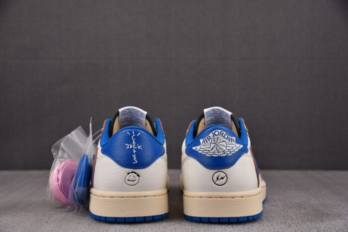 조던 1 x 트래비스 스캇 x 프라그먼트 레트로 로우 OG SP 세일 밀리터리 블루 DM7866-104 레플리카 미러급 SA급 S급 고퀄리티 최상급 하이엔드 신발 [남성여성공용] 5