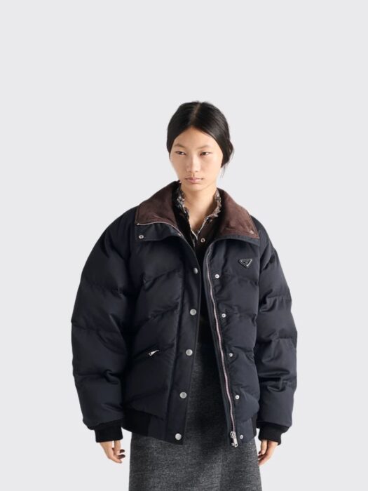 프라다 크롭 컴팩트 포플린 다운 자켓 레플리카 미러급 SA급 S급 고퀄리티 하이엔드 최상급 의류 [여성] 28