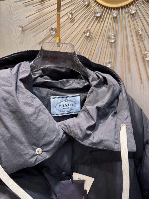 프라다 소프트 캔버스 다운 파카 레플리카 미러급 SA급 S급 고퀄리티 하이엔드 최상급 의류 [여성] 7