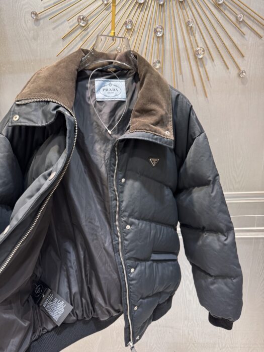 프라다 크롭 컴팩트 포플린 다운 자켓 레플리카 미러급 SA급 S급 고퀄리티 하이엔드 최상급 의류 [여성] 12