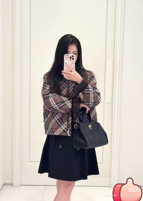 버버리 크롭 체크 퀼팅 코튼 자켓 레플리카 미러급 SA급 S급 고퀄리티 하이엔드 최상급 의류 [여성] 16