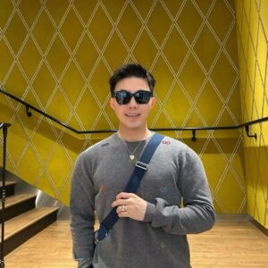 구찌 GG로고 자수 니트 그레이 833668 레플리카 미러급 SA급 S급 고퀄리티 하이엔드 최상급 의류 [남성여성공용]