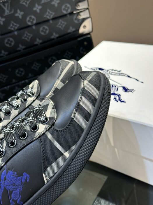 버버리 클래식 로우탑 스니커즈 레플리카 미러급 SA급 S급 고퀄리티 최상급 하이엔드 신발 [남성] 8