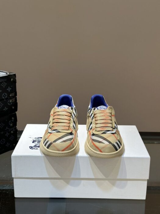 버버리 체크 테라스 스니커즈 레플리카 미러급 SA급 S급 고퀄리티 최상급 하이엔드 신발 [남성] 2