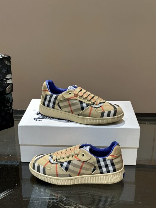 버버리 체크 테라스 스니커즈 레플리카 미러급 SA급 S급 고퀄리티 최상급 하이엔드 신발 [남성] 5