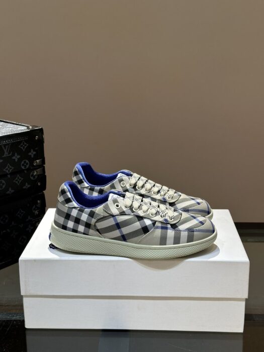 버버리 체크 테라스 스니커즈 레플리카 미러급 SA급 S급 고퀄리티 최상급 하이엔드 신발 [남성] 4