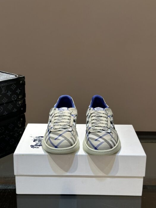 버버리 체크 테라스 스니커즈 레플리카 미러급 SA급 S급 고퀄리티 최상급 하이엔드 신발 [남성] 2