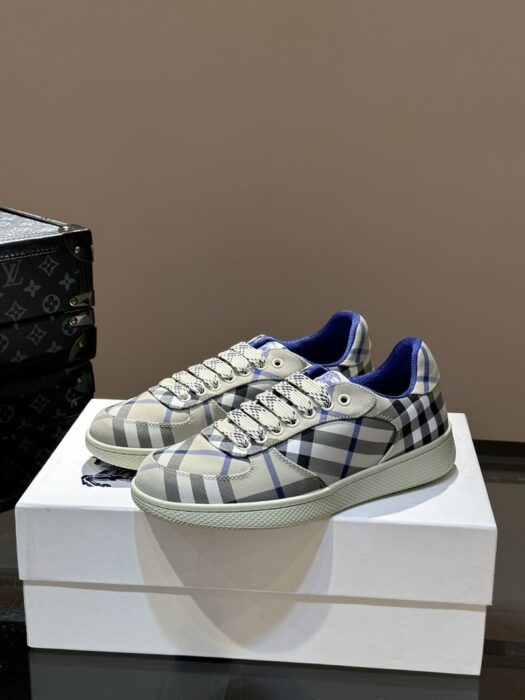 버버리 체크 테라스 스니커즈 레플리카 미러급 SA급 S급 고퀄리티 최상급 하이엔드 신발 [남성] 5