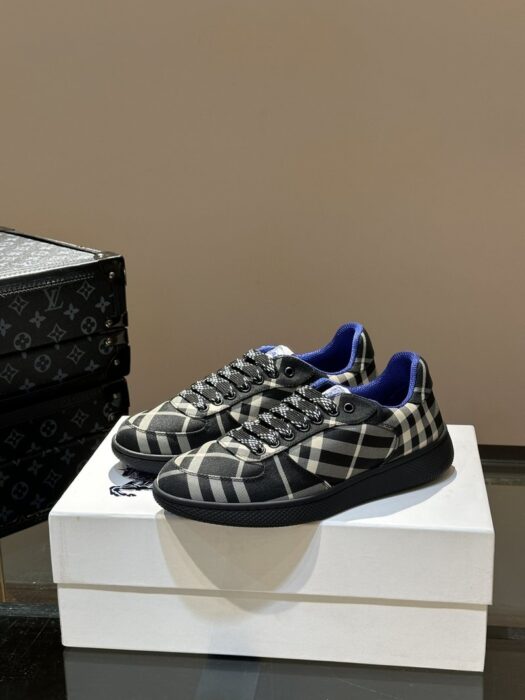 버버리 체크 테라스 스니커즈 레플리카 미러급 SA급 S급 고퀄리티 최상급 하이엔드 신발 [남성] 3
