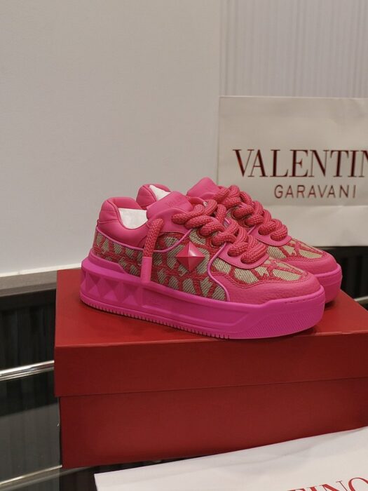 발렌티노 원스터드 XL V 로고 운동화 레플리카 미러급 SA급 S급 고퀄리티 최상급 하이엔드 신발 [남성여성공용] 2