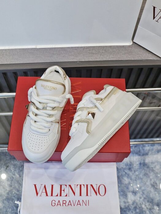 발렌티노 원스터드 XL V 로고 운동화 레플리카 미러급 SA급 S급 고퀄리티 최상급 하이엔드 신발 [남성여성공용] 3