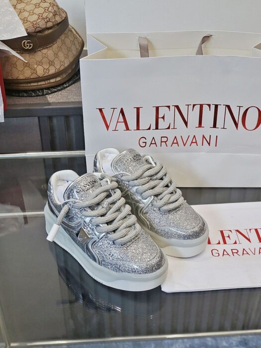 발렌티노 원스터드 XL V 로고 운동화 레플리카 미러급 SA급 S급 고퀄리티 최상급 하이엔드 신발 [남성여성공용] 5