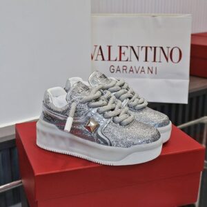 발렌티노 원스터드 XL V 로고 운동화 레플리카 미러급 SA급 S급 고퀄리티 최상급 하이엔드 신발 [남성여성공용]