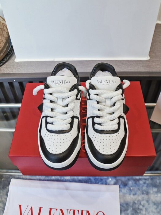 발렌티노 원스터드 XL V 로고 운동화 레플리카 미러급 SA급 S급 고퀄리티 최상급 하이엔드 신발 [남성여성공용] 4