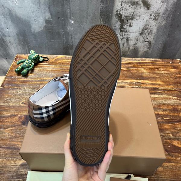 버버리 스니커즈 레플리카 미러급 SA급 S급 고퀄리티 최상급 하이엔드 신발 [남성] 9