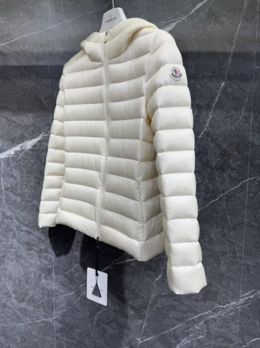 몽클레어 아이지 여성 경량패딩 구스다운 화이트 레플리카 미러급 SA급 S급 고퀄리티 하이엔드 최상급 의류 [여성] 2