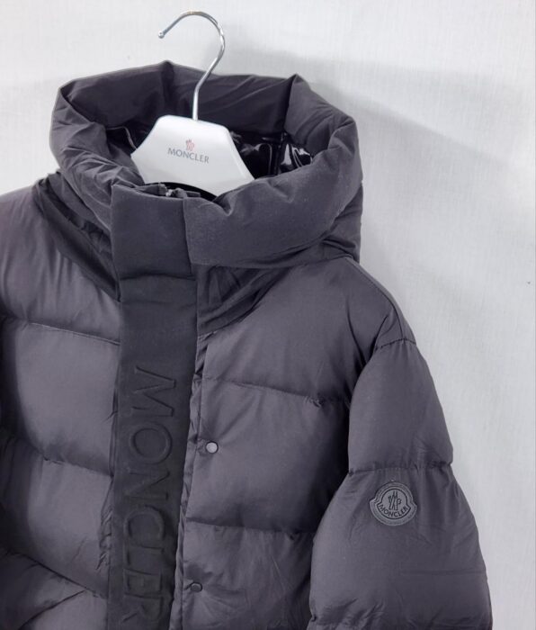 몽클레어 마데이라 (MADEIRA) 쇼트 다운 패딩 레플리카 미러급 SA급 S급 고퀄리티 하이엔드 최상급 의류 [남성] 22