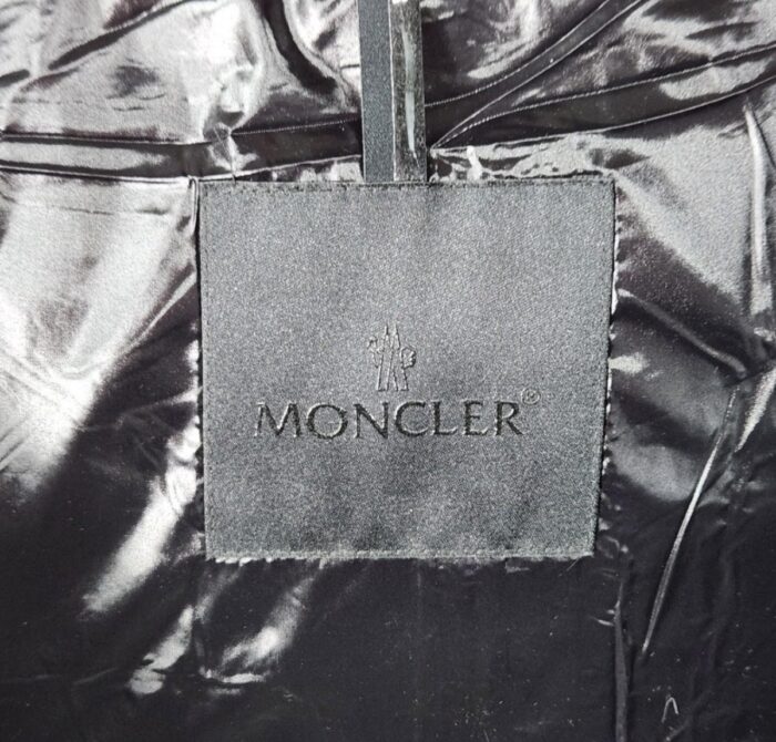 몽클레어 마데이라 (MADEIRA) 쇼트 다운 패딩 레플리카 미러급 SA급 S급 고퀄리티 하이엔드 최상급 의류 [남성] 30