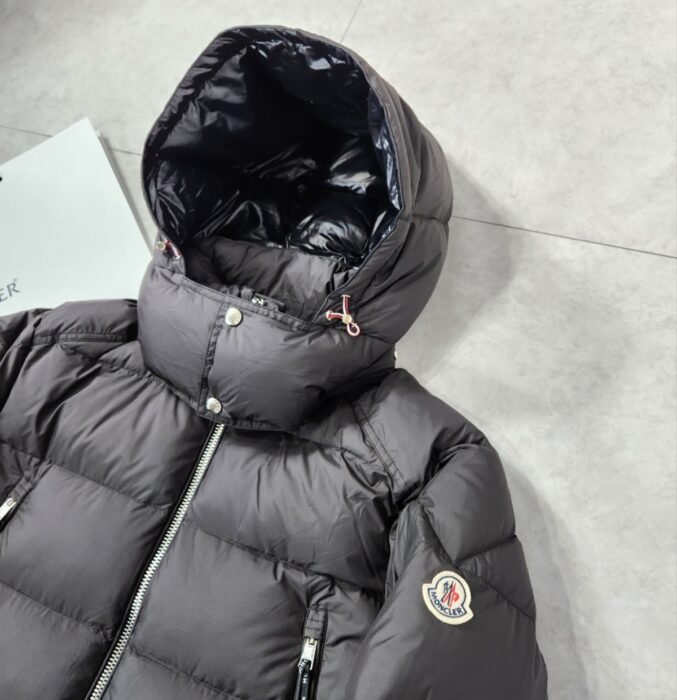 몽클레어 포이리에 구스다운 후드패딩 자켓 레플리카 미러급 SA급 S급 고퀄리티 하이엔드 최상급 의류 [남성] 18
