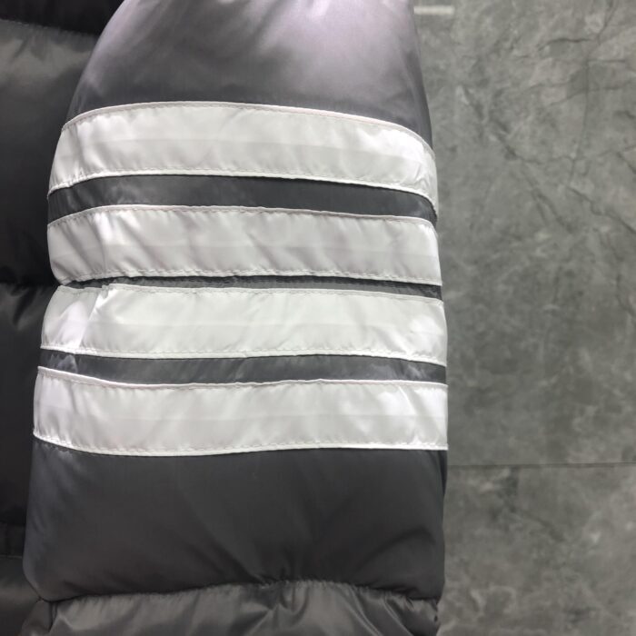 톰브라운 다운 자켓 레플리카 미러급 SA급 S급 고퀄리티 하이엔드 최상급 의류 [남성여성공용] 10